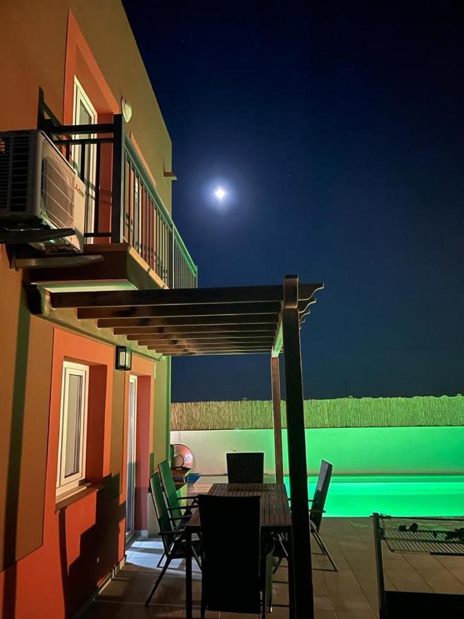 Villa Marie Agradable Y Tranquila Maison Con Piscina Corralejo Eksteriør bilde